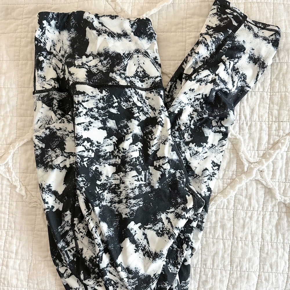Black Tie Dye Leggings